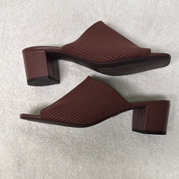 Everlane Glove Mule in ReKnit - Picture 4 of 13